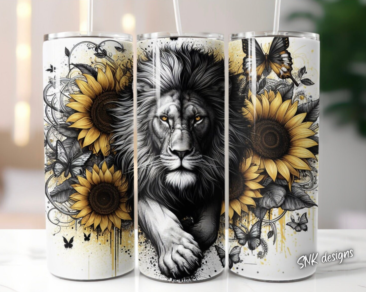 Tumbler only! - Majestic fierce Lion