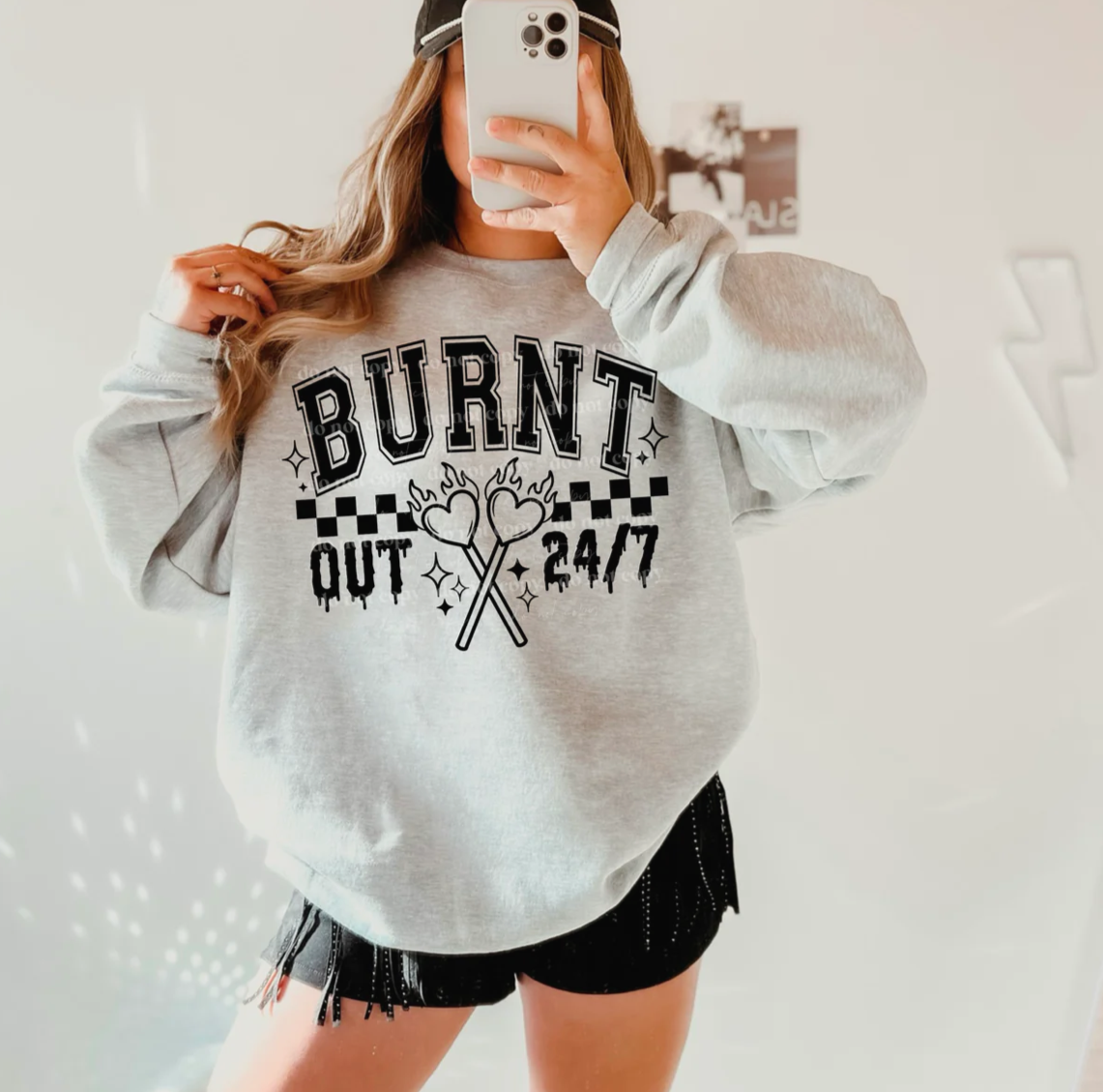 Crewneck - Burnt out 24/7