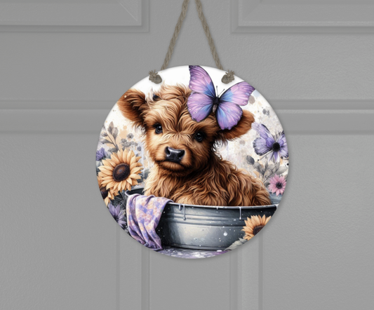 Wooden round hanging panels - Cute brown highland cow in a tub- Lilac